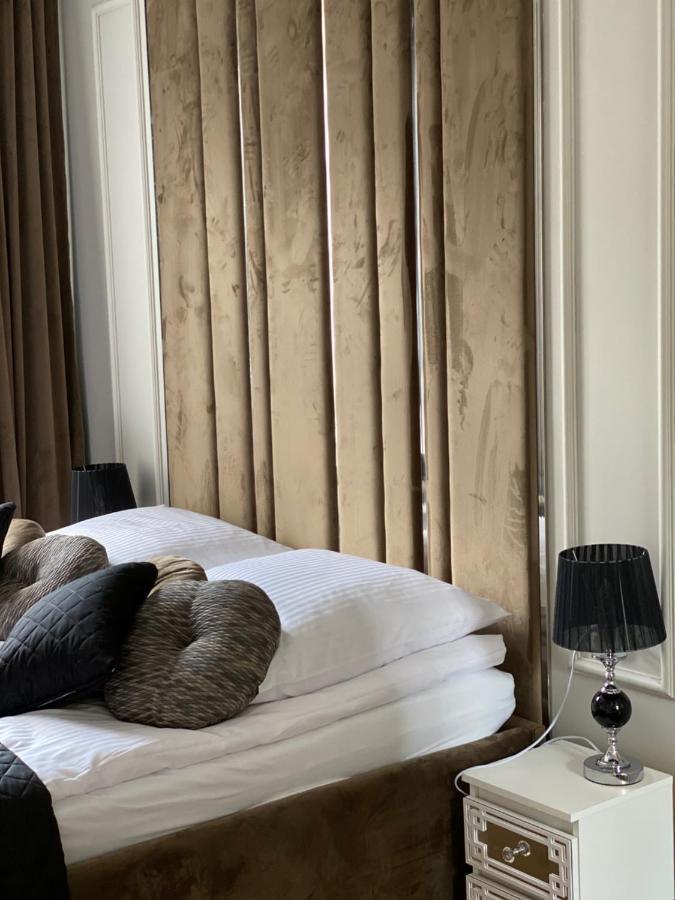 Apartment Family Sauna Apartments: Downtown Comfort With Private Wellness