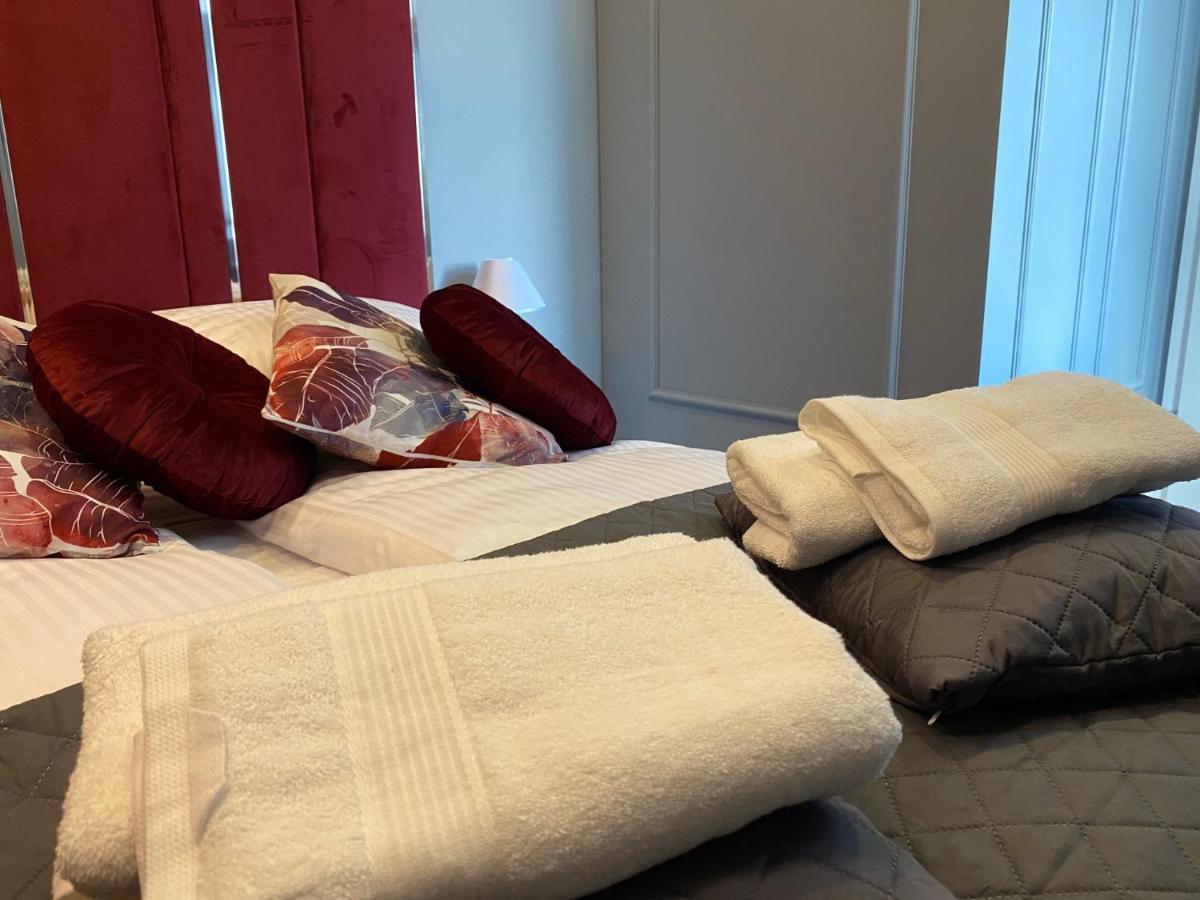 Family Sauna Apartments: Downtown Comfort With Private Wellness * Kielce