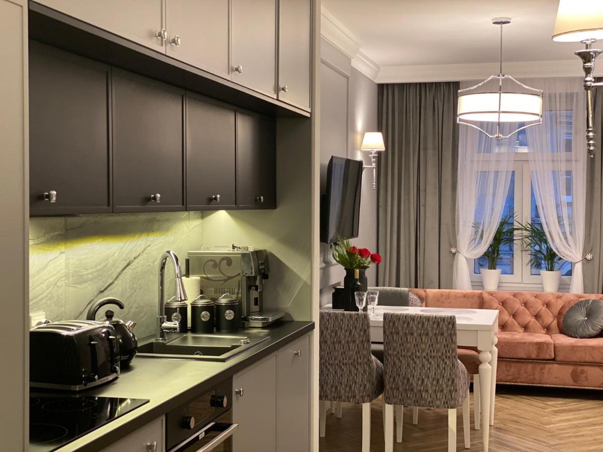 Family Sauna Apartments: Downtown Comfort With Private Wellness Apartment *