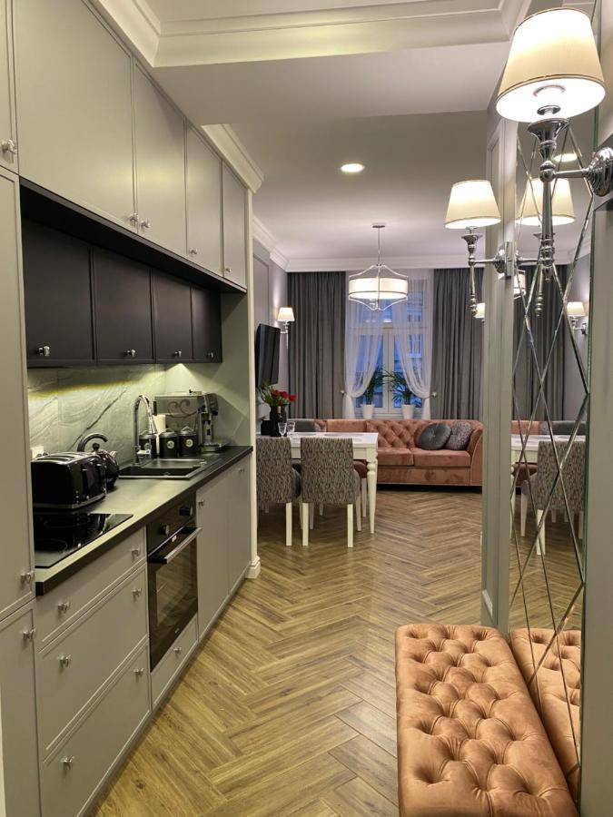 Family Sauna Apartments: Downtown Comfort With Private Wellness Kielce